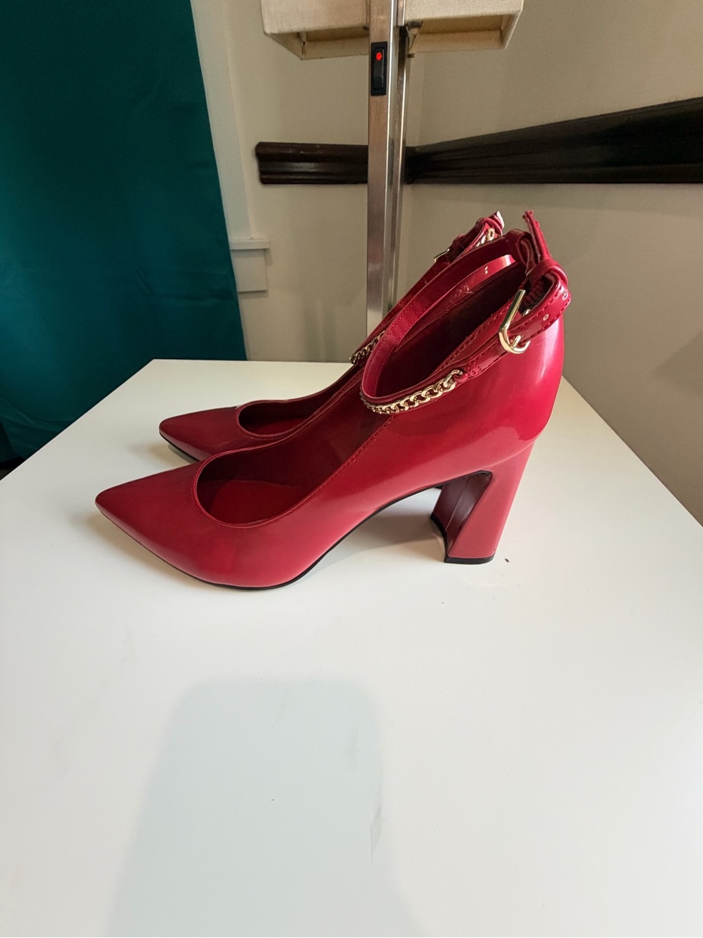 Marc Fisher Barns Red Patent Ankle Strap Block Heels Pumps Size 9M